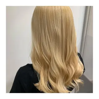ロング カラー あべ ゆうかのヘアスタイル