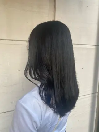 セミロング カラー Lirino.Co RINKAのヘアスタイル