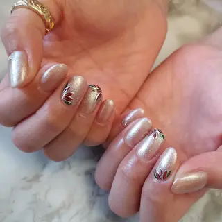 ネイル ジェヌインネイル 河内のネイルデザイン