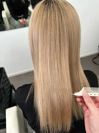 セミロング H/Reinigen レイニゲンの眉毛・アイブロウイメージ