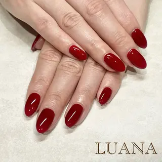 ミディアム LUANA 〜Eyelash&Nail〜所属・長崎 真帆のネイルデザイン