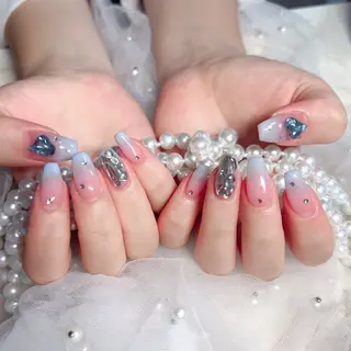 ネイル Maggie Nail🦩のネイルデザイン