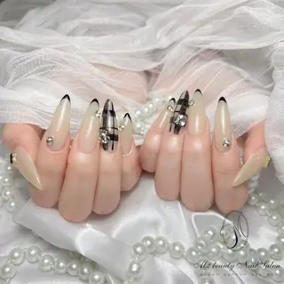 ネイル M2 BEAUTY Rionのネイルデザイン