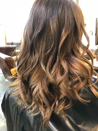 セミロング 吉田 典弘のヘアスタイル