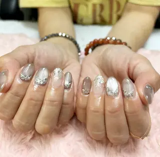 ネイル ＧＬAD グラットのネイルデザイン