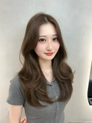 ロング カラー 🫧ミルクティー ブリーチRIKU🫧のヘアスタイル