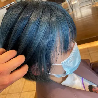 ショート カラー 横野 朱音のヘアスタイル