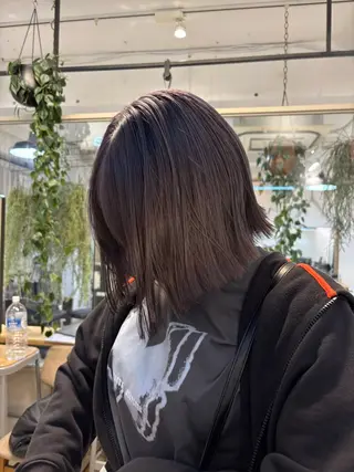 ショート 盛れる透明感カラー・ momokaのヘアスタイル