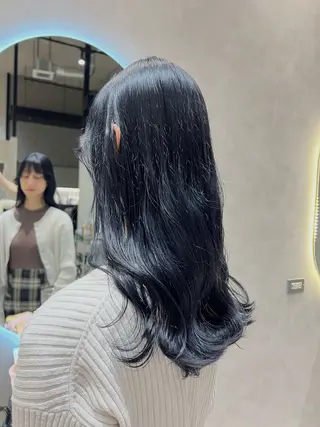 セミロング 🩵シオリ/透明感/ ハイトーン🩵のヘアスタイル