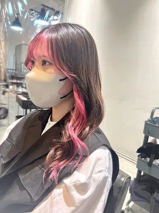 セミロング カラー ヘアアレンジ 🌈インナーカラー ‘ショウマ’🌈のヘアスタイル