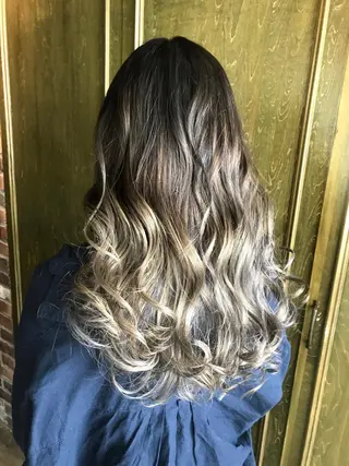 セミロング カラー パーマ 野田 修平のヘアスタイル