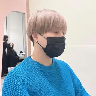 ショート カラー メンズ 🩵ブリーチカラー 🐈MIORI🩵のヘアスタイル