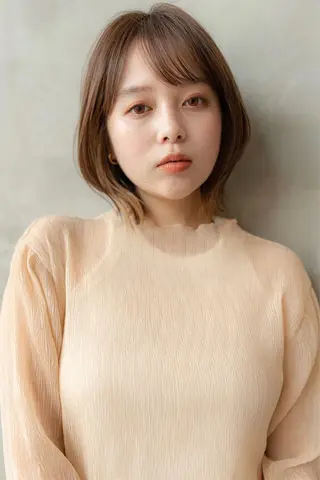 ミディアム カラー 10月限定モニター 髪質改善美髪矯正のヘアスタイル