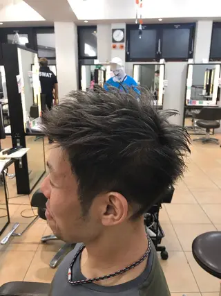 ショート メンズ 鍋島 拓真のヘアスタイル
