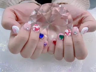 ネイル パーツ全部¥110 サロンミミのネイルデザイン