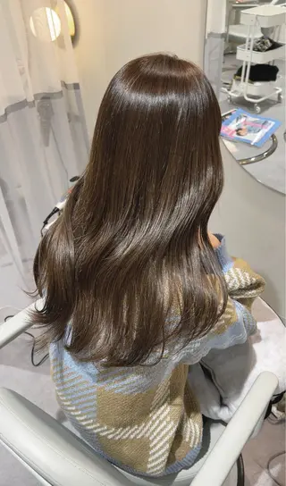 ロング カラー 近藤 若菜のヘアスタイル
