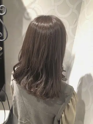 セミロング カラー 艶髪 ♡Tomiyaのヘアスタイル