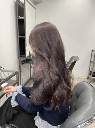 カラー 山下 穂嘉のヘアスタイル