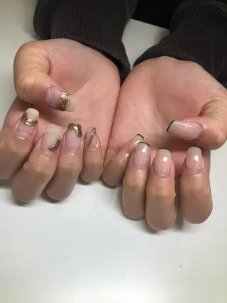 ネイル 伊藤 晴香のネイルデザイン