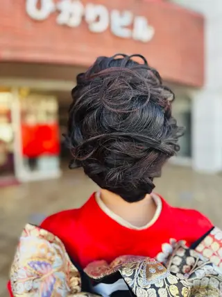 セミロング 横山 千春のヘアスタイル