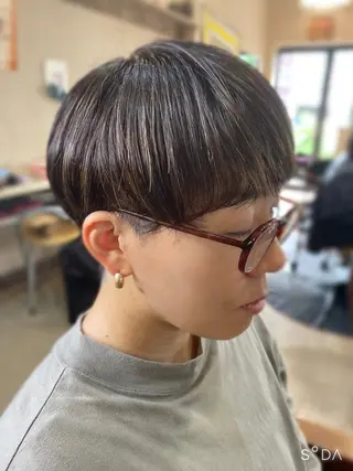 ショート カラー/フリーランス 鈴木 亜紀子のヘアスタイル