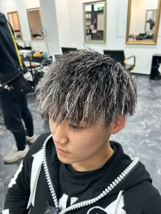 ショート メンズ 坂梨 良維人のヘアスタイル