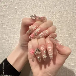 ネイル D-BEAUTY Nailsalonのネイルデザイン