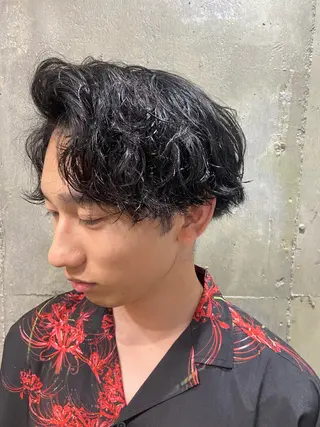 パーマ メンズ 窪田 欣恭のヘアスタイル
