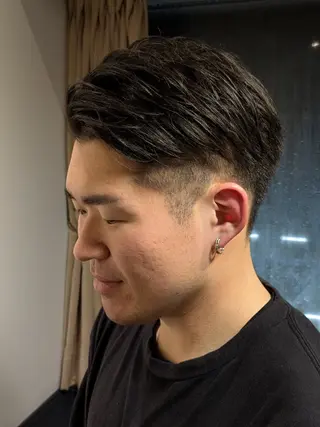 ショート メンズ 松井 俊樹のヘアスタイル