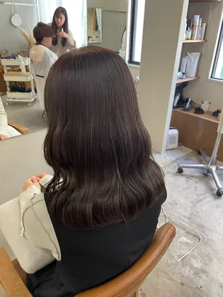 セミロング カラー 山下 悠月のヘアスタイル