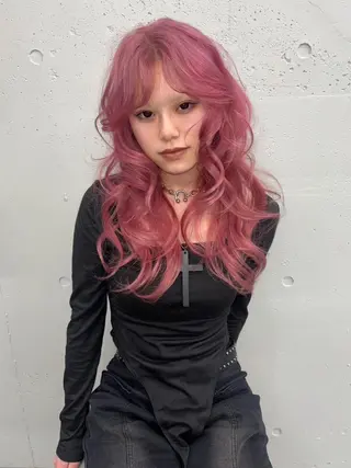 カラー セミロング ハイトーン😺艶 ✨ブリーチ✨透明感のヘアスタイル