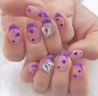 ネイル MoonNail ユリ🌸のネイルデザイン