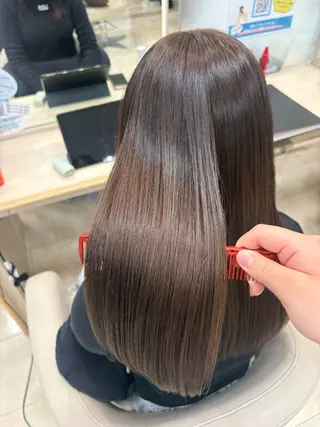 ミディアム 向山 月雫のヘアスタイル