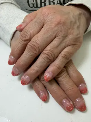 ネイル クイーンステラ所属・眞鍋 歩のネイルデザイン