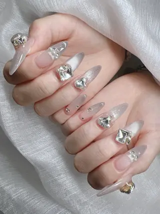 ネイル Lee Nails チップ長さだし専門店のネイルデザイン