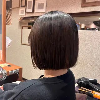 ショート よしだ しおりのヘアスタイル