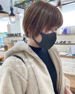 ショート カラー 初めてのショート お任せください✂️のヘアスタイル