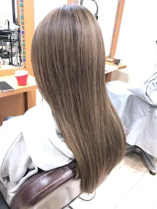 ロング カラー 100%髪質改善特化 TRUNSのヘアスタイル