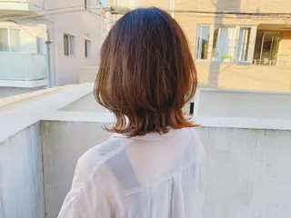 ミディアム カラー タカハシ ハヤトのヘアスタイル
