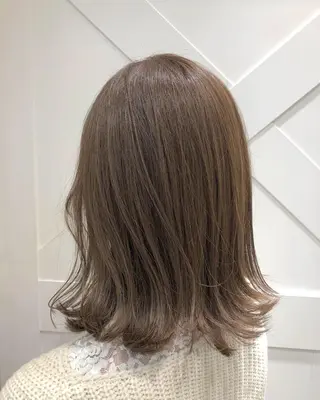 セミロング カラー 月100人以上 髪質改善施術｜谷口のヘアスタイル