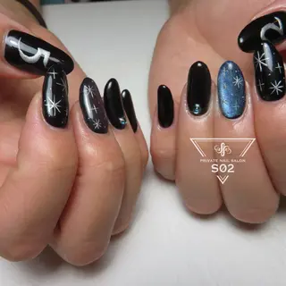 ネイル S02 𝙲𝚑𝚒𝚎のネイルデザイン