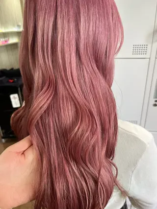 ロング 辻 風香のヘアスタイル