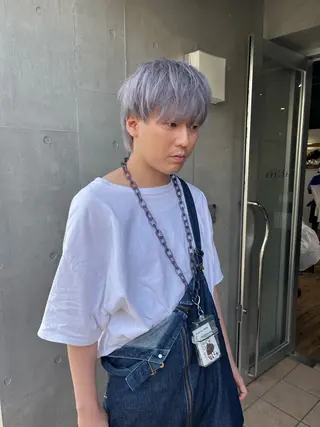 ショート カラー パーマ ヘアアレンジ メンズ ミルクティーベージュ ブリーチ 店長 清水のヘアスタイル