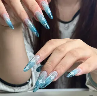 ネイル エリ🫧 nail池袋東口のネイルデザイン