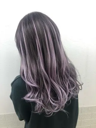 カラー ダブルスキルエクステ /羽エクステ白石宇由のヘアスタイル