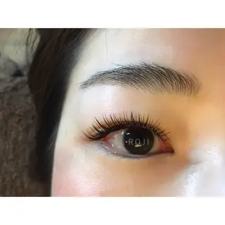 マツエク・マツパ まつエク&眉 ROJIのマツエク・マツパデザイン