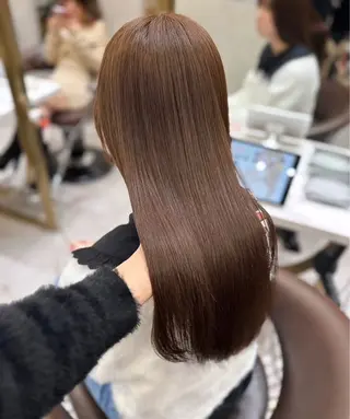ロング yui🎀ブリーチ なしベージュ／博多のヘアスタイル