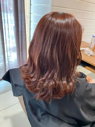 セミロング カラー 山中 パトリシアのヘアスタイル