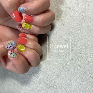 ネイル S. JEWELのネイルデザイン
