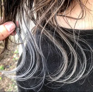 ミディアム カラー ヨシダ トオルのヘアスタイル